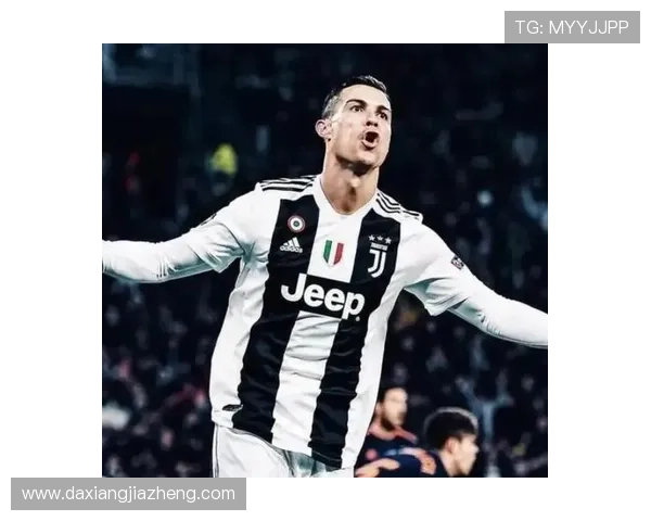 绘制足球巨星C罗的精彩瞬间与传奇生涯 绘制足球巨星C罗的精彩瞬间与传奇生涯