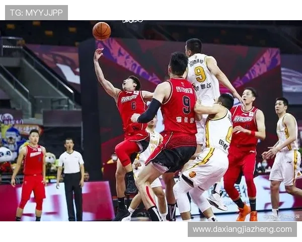 广州篮球队以89分领跑精英赛积分榜展现强劲实力